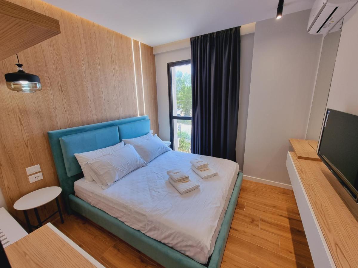 Remar Apartments Vlorë Buitenkant foto