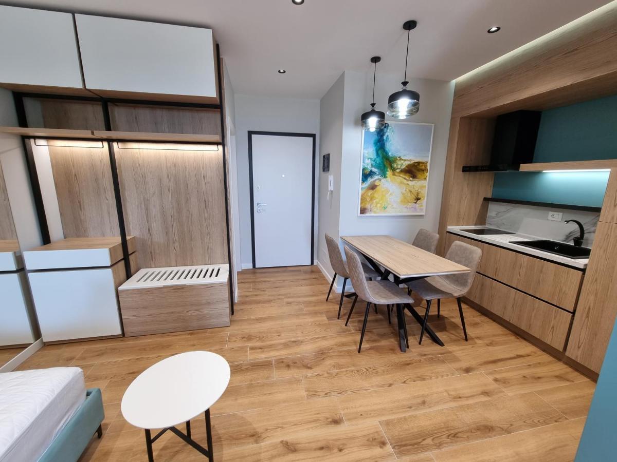 Remar Apartments Vlorë Buitenkant foto
