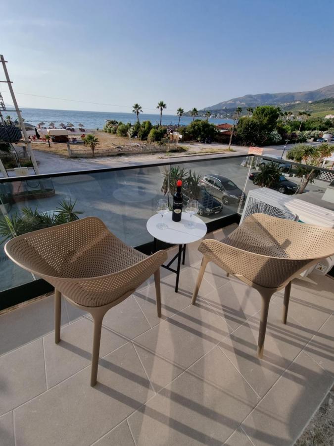 Remar Apartments Vlorë Buitenkant foto